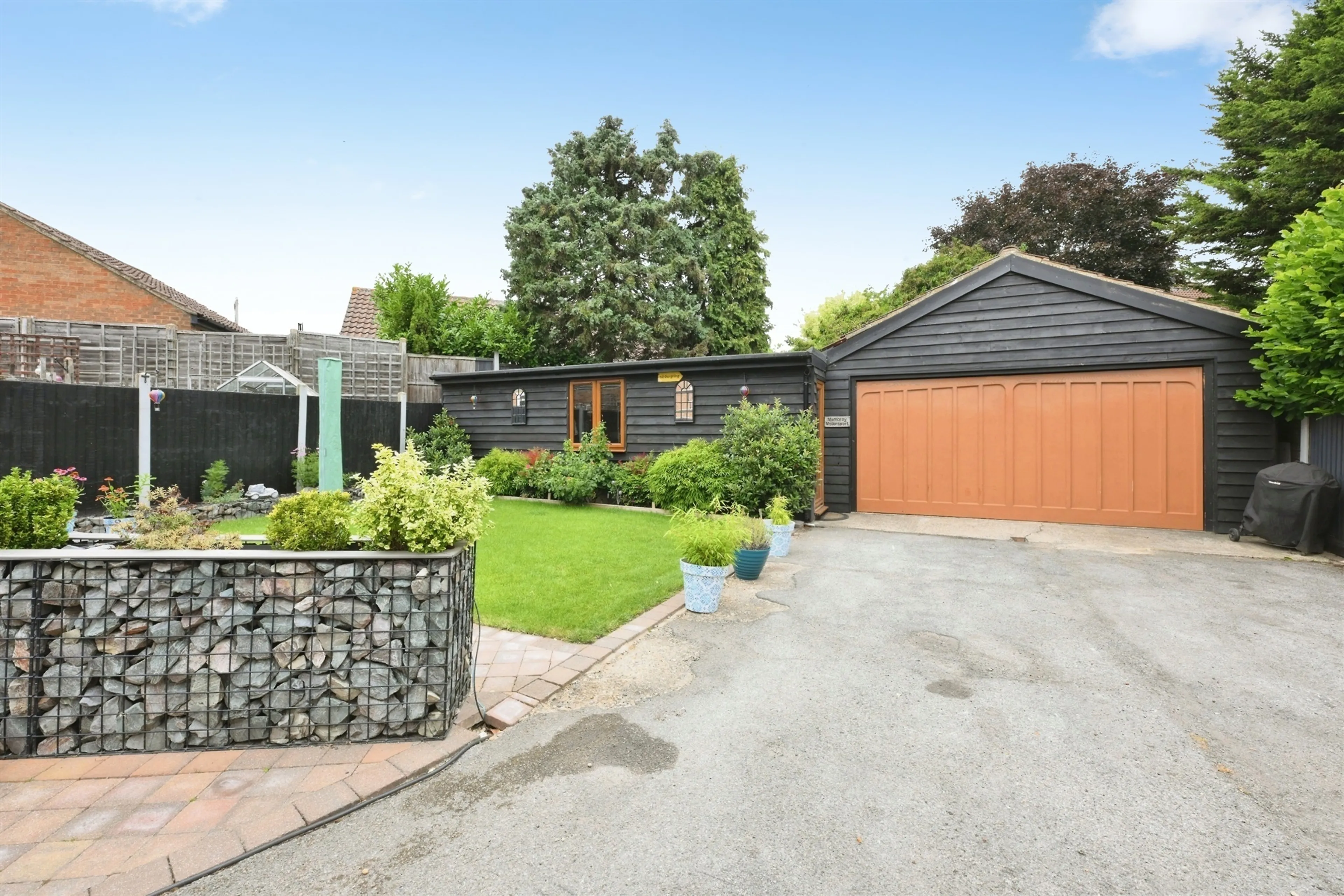 Property at Cillocks Close, Hoddesdon