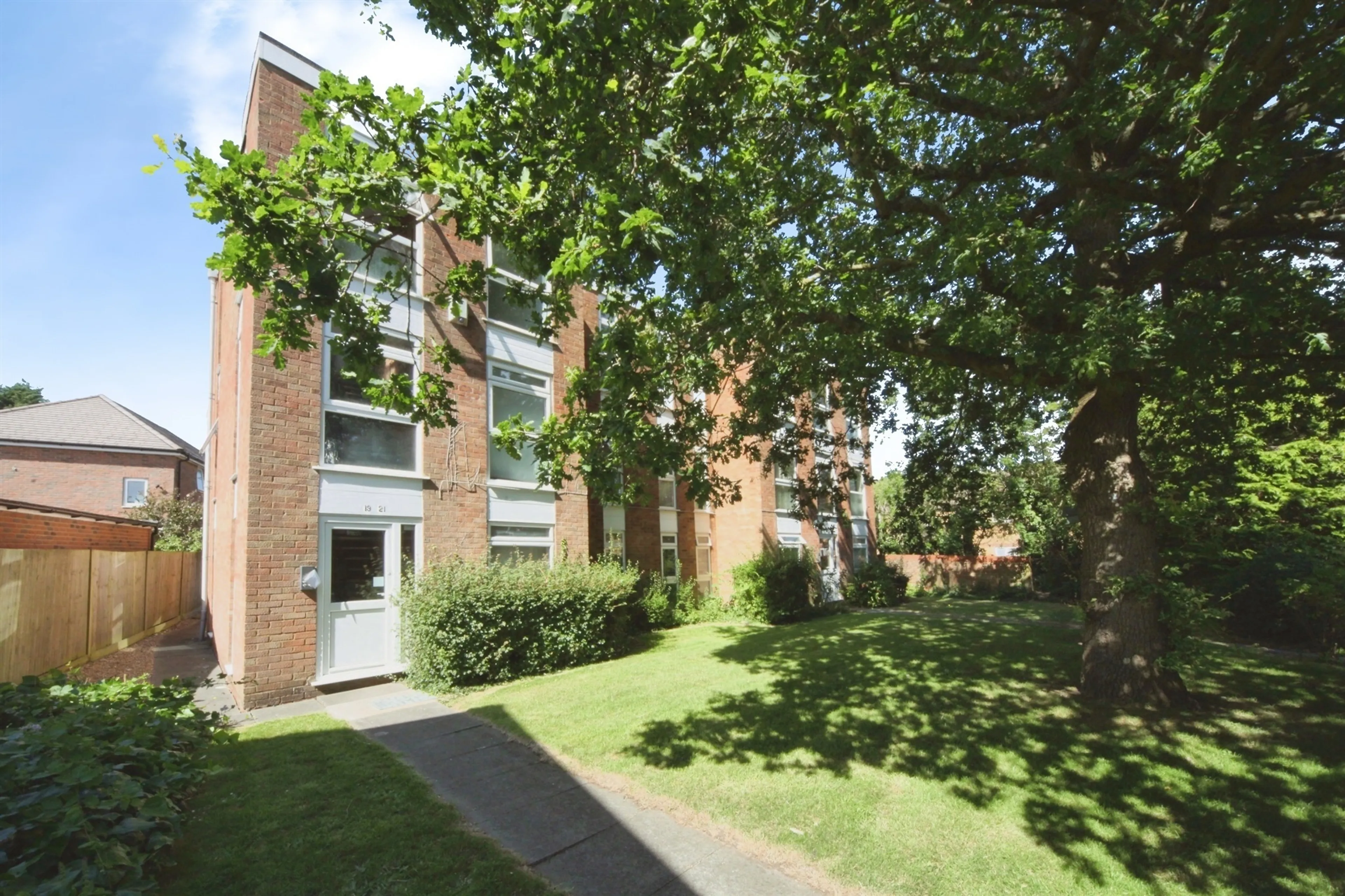 Property photo 0