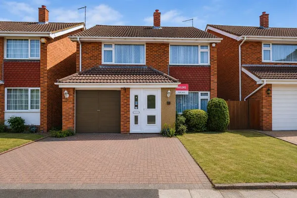 Toland Close, Luton, Bedfordshire, LU4