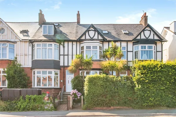 Exeter Road, Exmouth, Devon, EX8