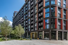 Charles Clowes Walk Nine Elms SW11 photo 21