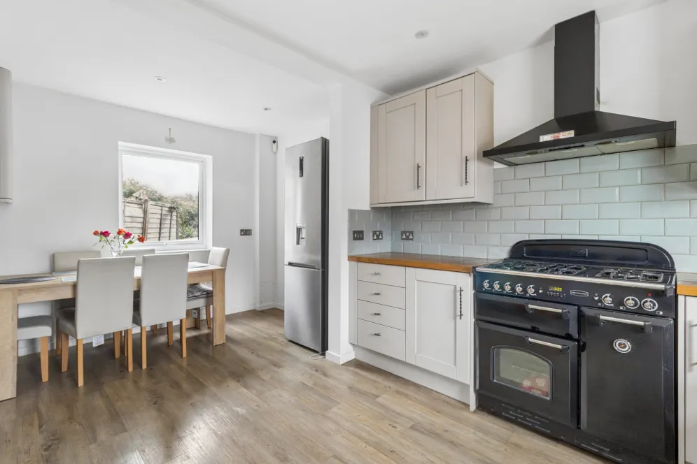 Grove Road, Amersham, HP6 photo 2