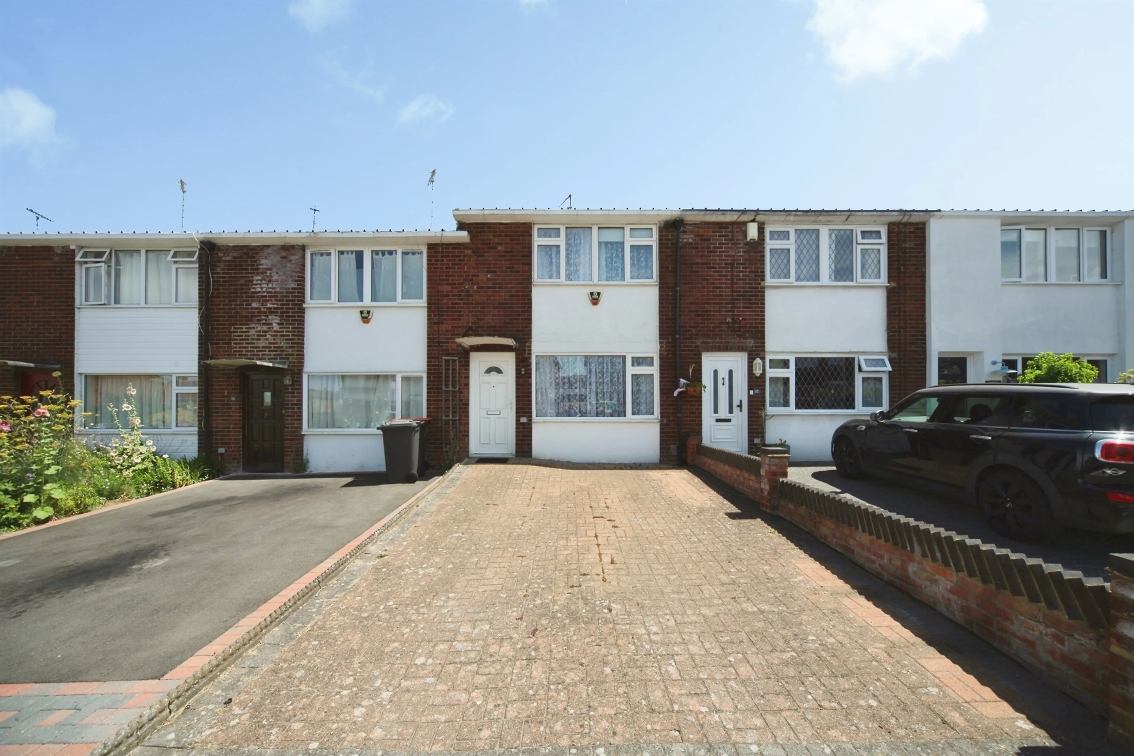 Property photo 0