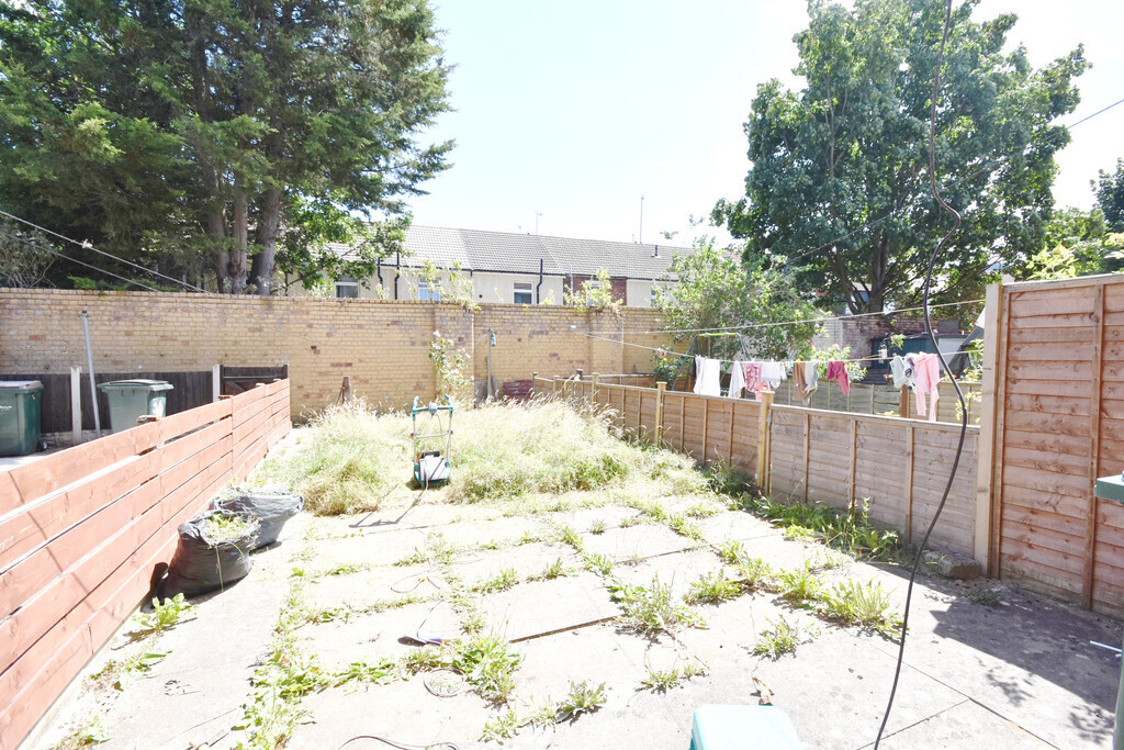 Bretts Close, Coventry Image 14