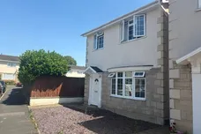 Curzon Close, Calne, Wiltshire