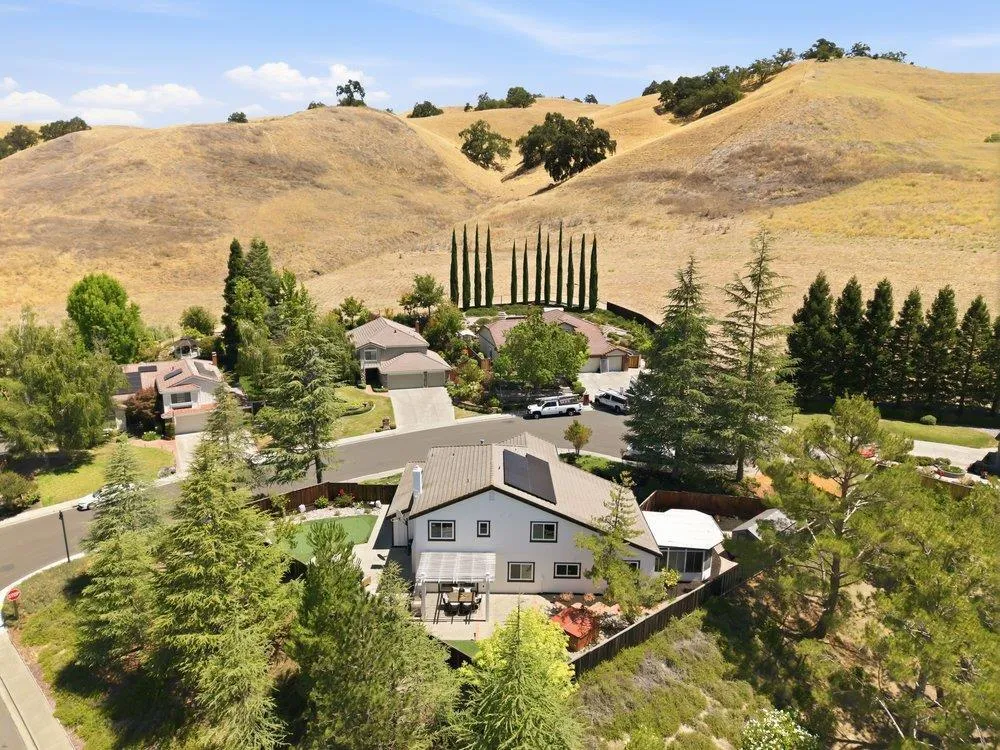2008 Hill Meadow Pl, Danville, CA 94526