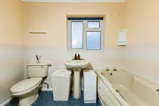 Avalon Road, Earley, Reading