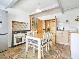 Stoneycroft, Rawdon, Leeds thumb 3