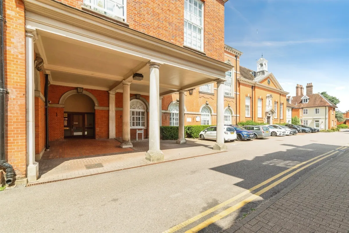 Chauncy Court, Hertford