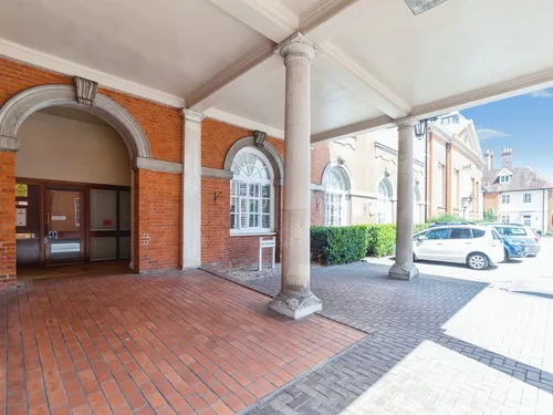 Chauncy Court, Hertfordphoto
