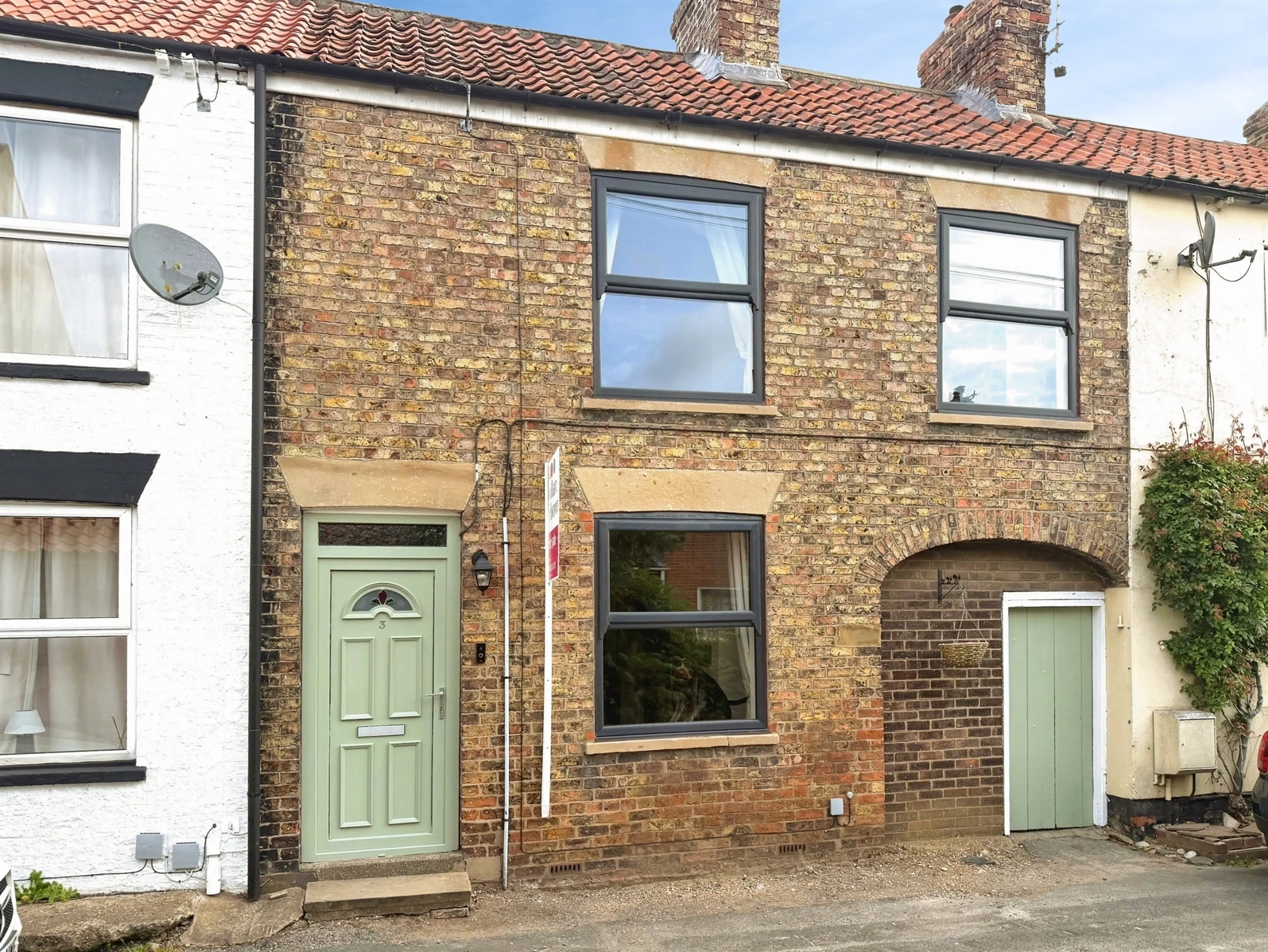Property photo 0