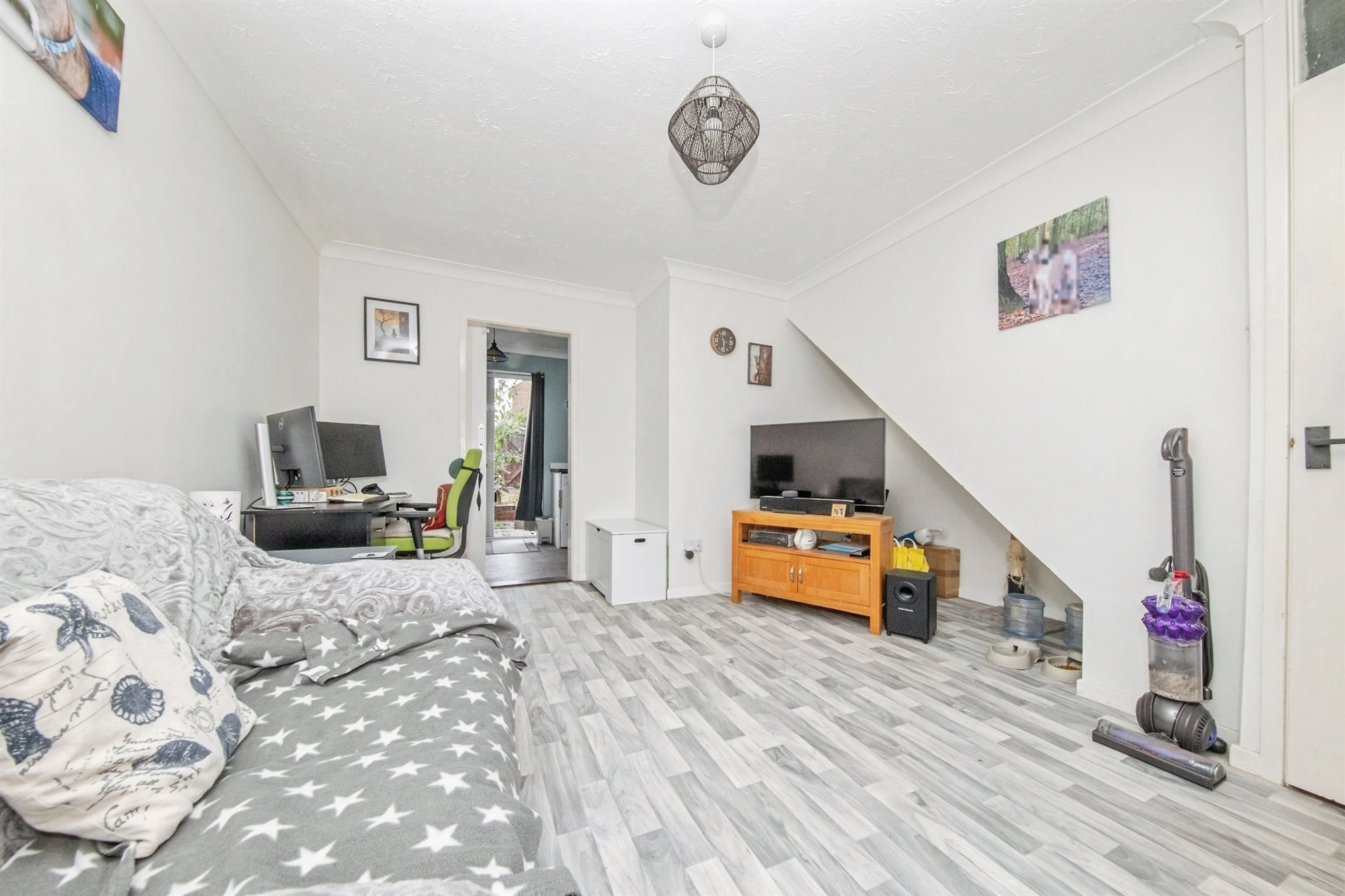 Property at Yew Tree Rise, Pinewood, Ipswich