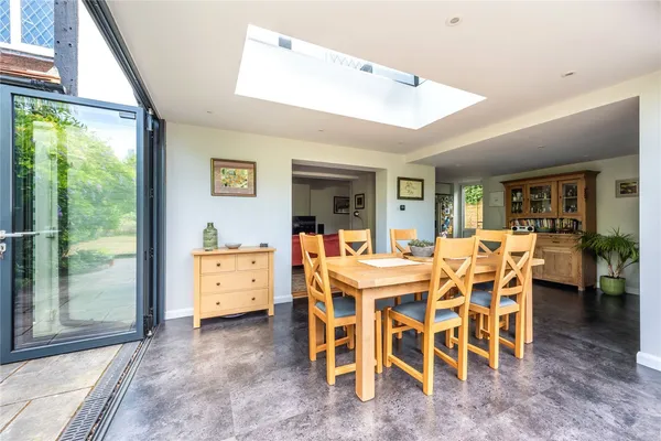 Tapners Road, Leigh, RH2 photo 8