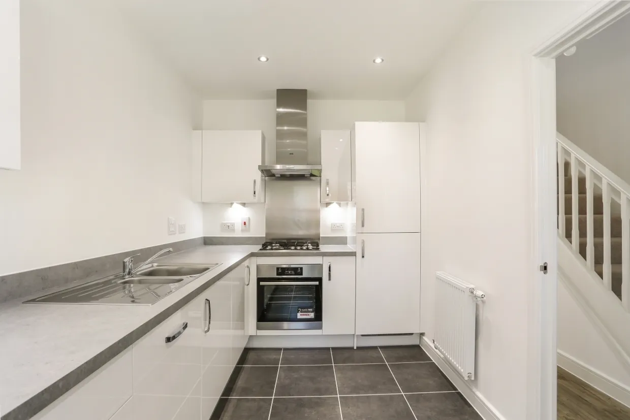 Lovegrove Way London N20 photo 3
