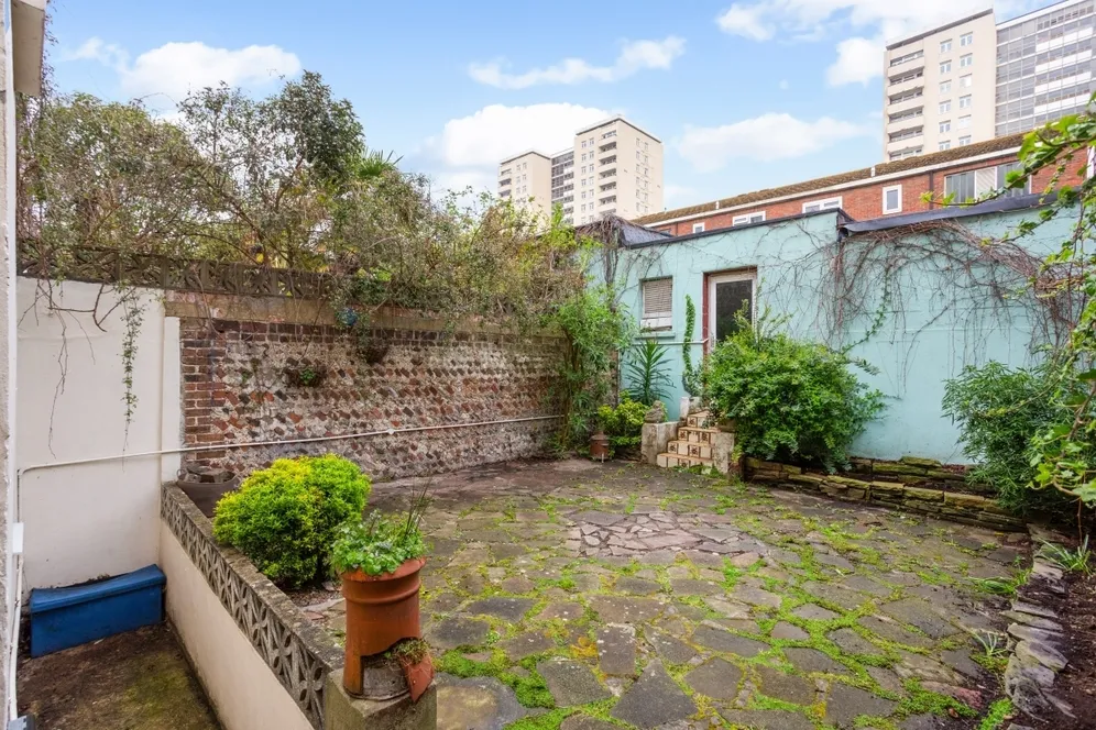Upper Rock Gardens Brighton BN2 photo 3