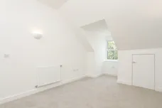 Lovegrove Way London N20 photo 11