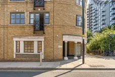 Kingsley Mews, Wapping, E1W photo 13