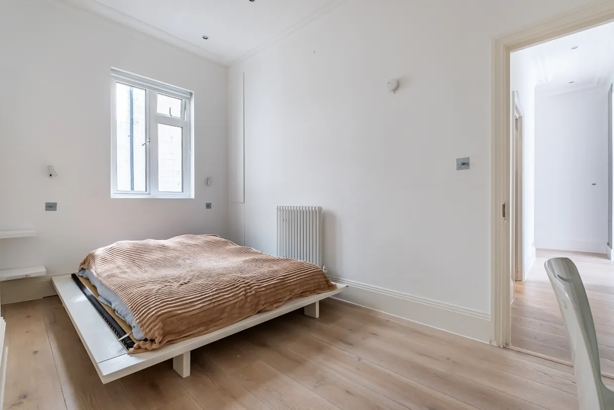 Ennismore Gardens Knightsbridge SW7 photo 11
