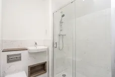 Lovegrove Way London N20 photo 14