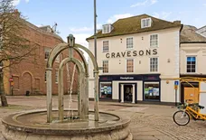 Market Place Hertford SG14 photo 16
