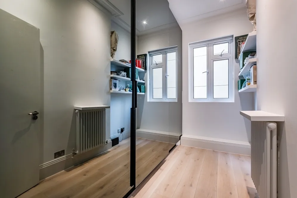 Ennismore Gardens Knightsbridge SW7 photo 16