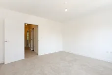 Lovegrove Way London N20 photo 20