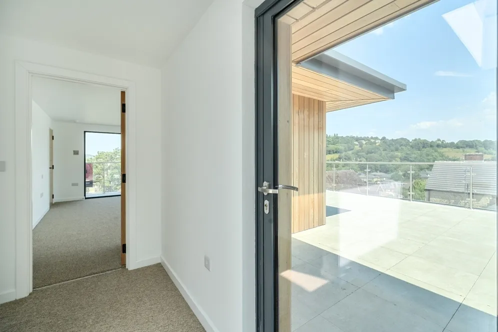 Tetbury Lane Nailsworth GL6 photo 19