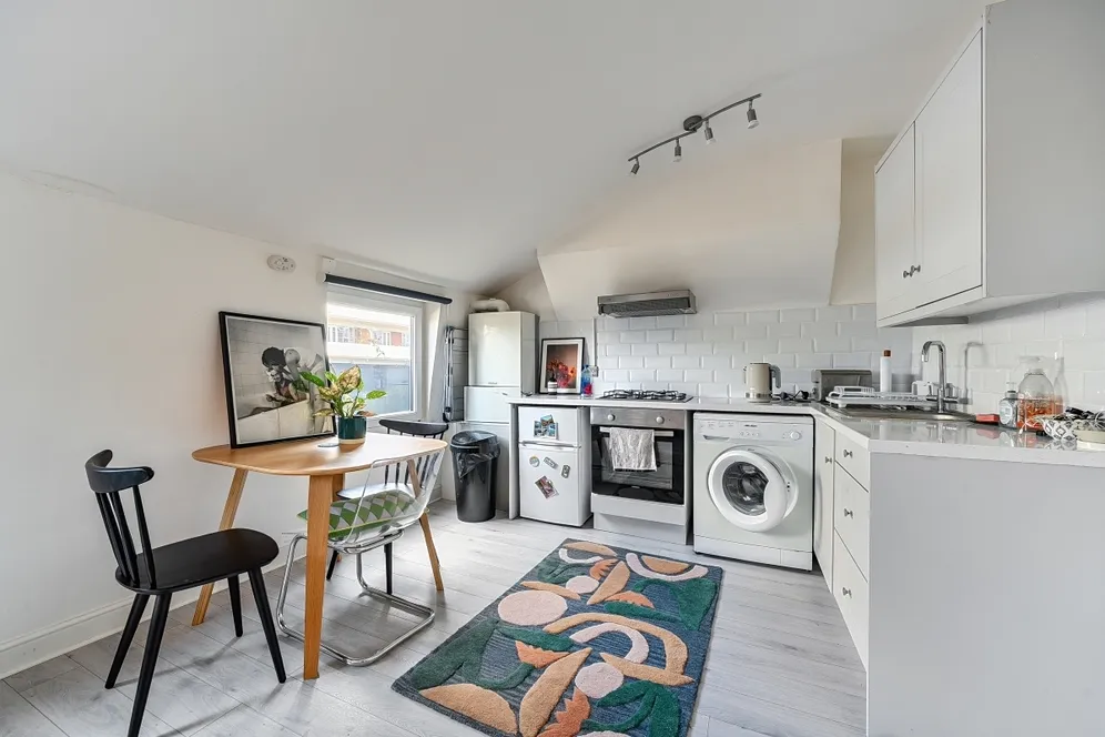 Amhurst Road London E8 photo 7