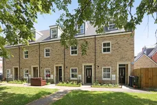 Lovegrove Way London N20 photo 24