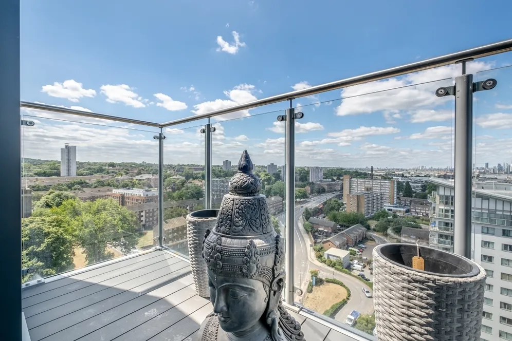 4 Mast Quay London SE18 photo 11