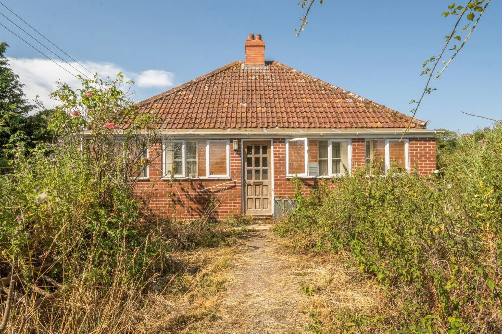 The Bungalow, 2 Moor View, Henley, Langport TA10 9BH