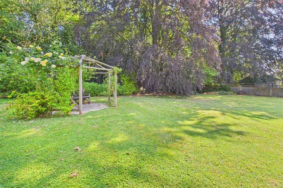Property carousel item 16