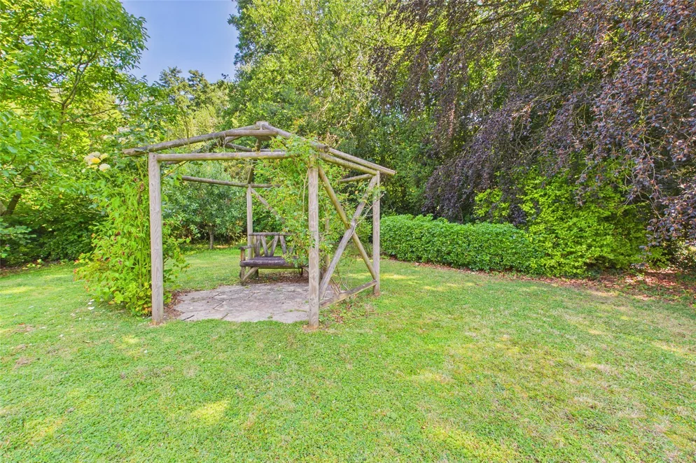 Property carousel item 25