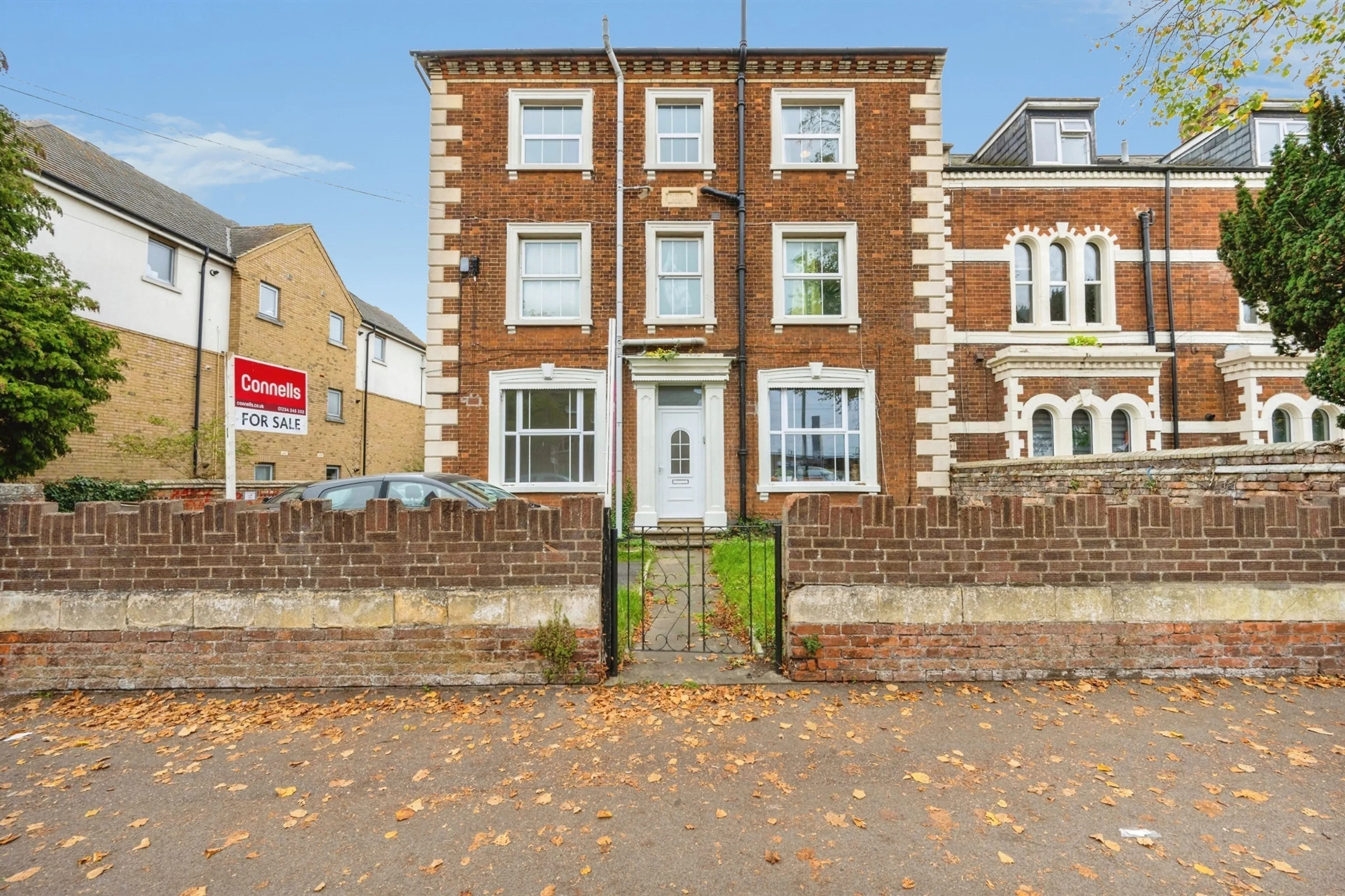 Property photo 0