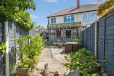 Hawkhill Gardens, Leeds