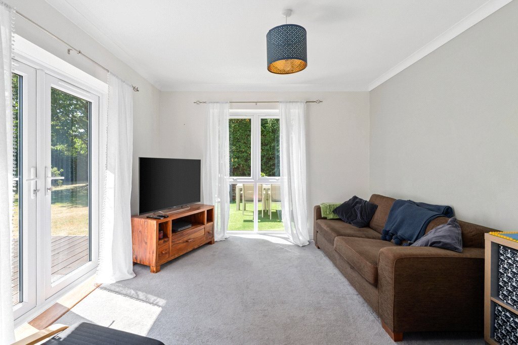 Fernside Road, West Moors, Ferndown, Dorset, BH22 Image 13