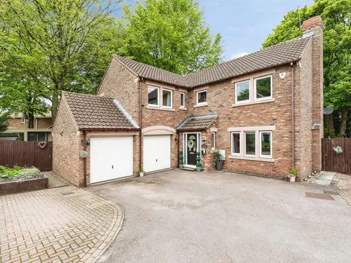 Saddlers Grove, Badsworth, Pontefractphoto