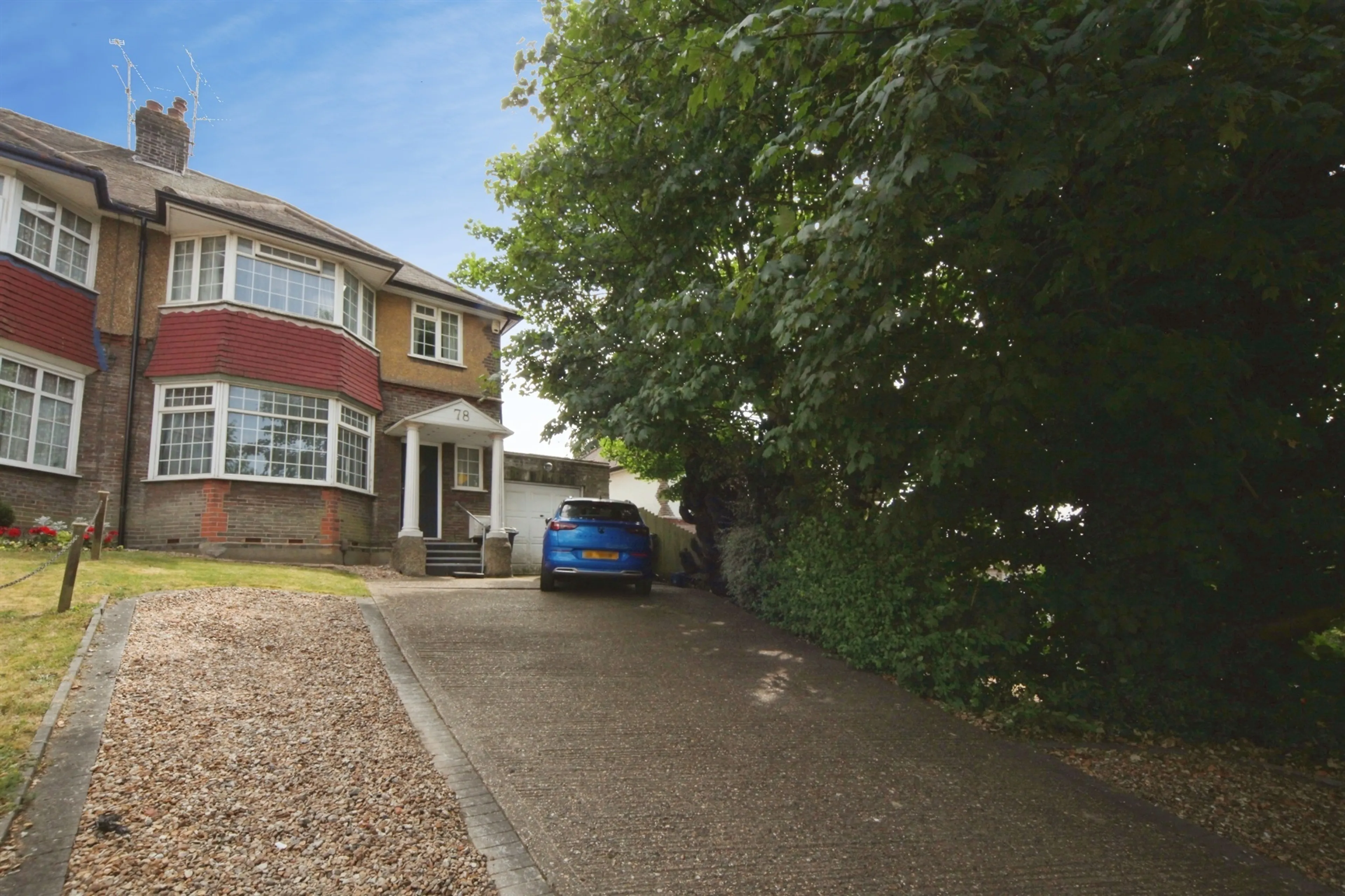 Property photo 0