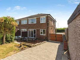 Kendal Drive, Crofton, WAKEFIELD thumb 2