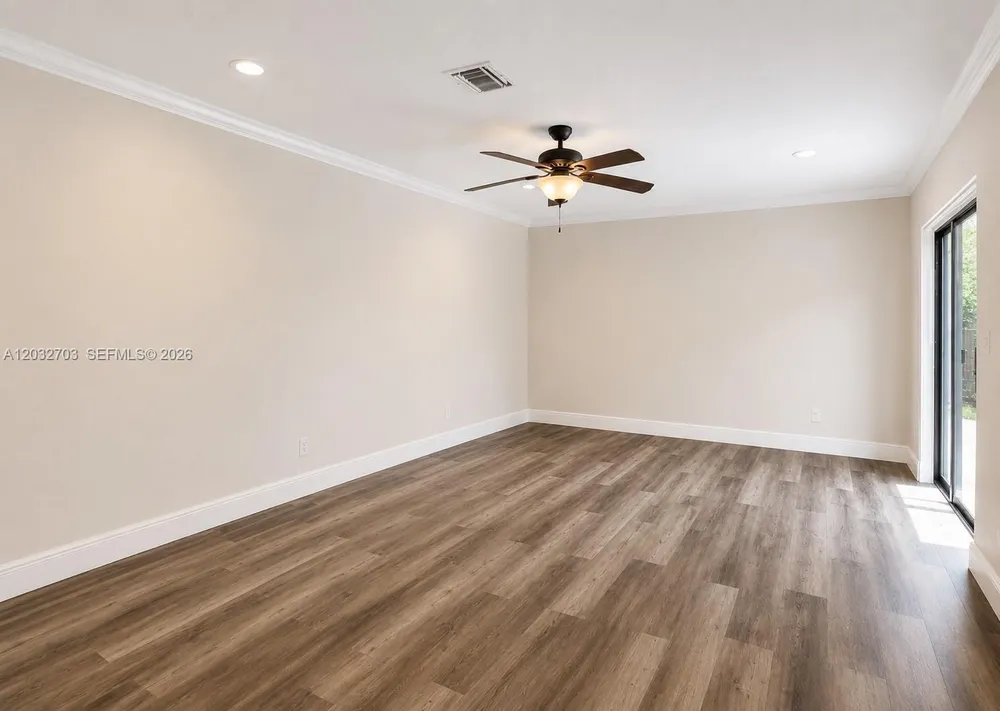 2560 NW 99th Ave, Coral Springs, FL 33065