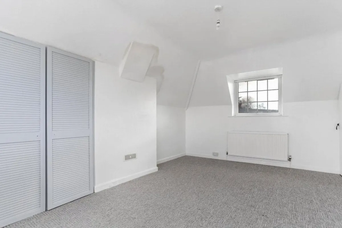 Church Street, Theale, RG7