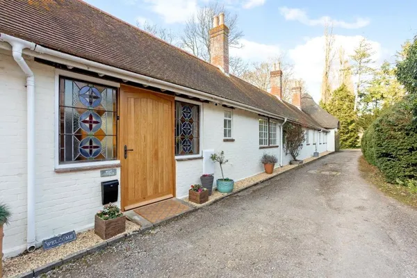 Moat Cottage, Sherfield On Loddon, RG27