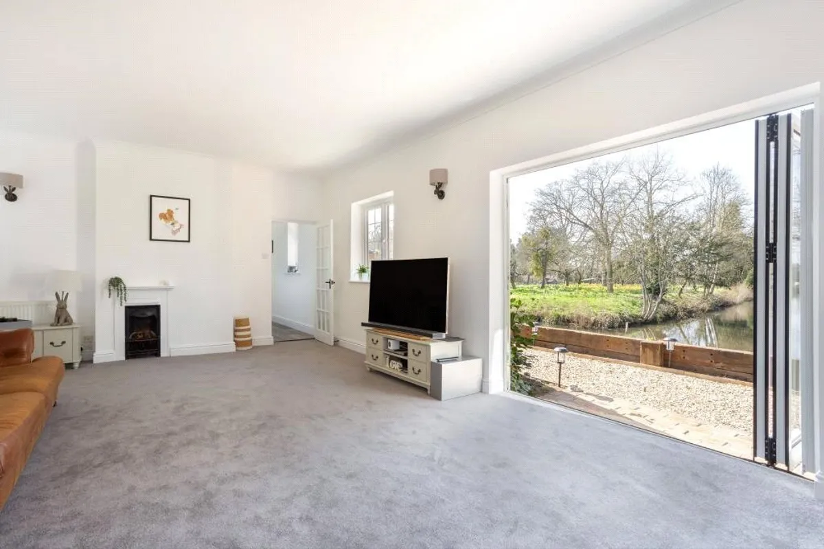 Moat Cottage, Sherfield On Loddon, RG27