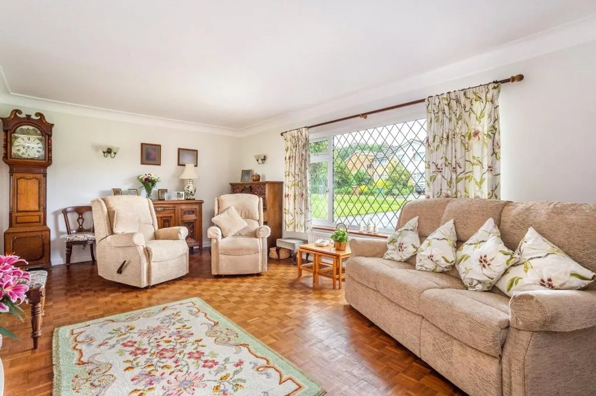 The Drive, Oakley, RG23