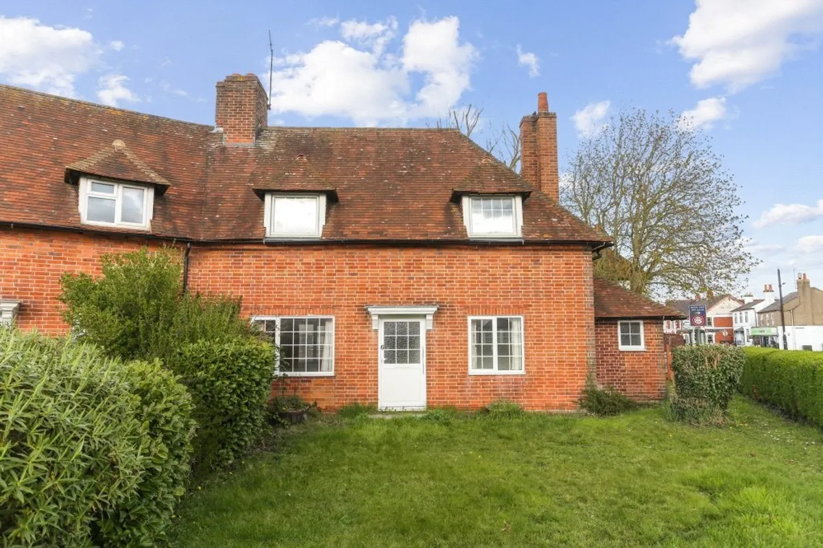 Church Street, Theale, RG7