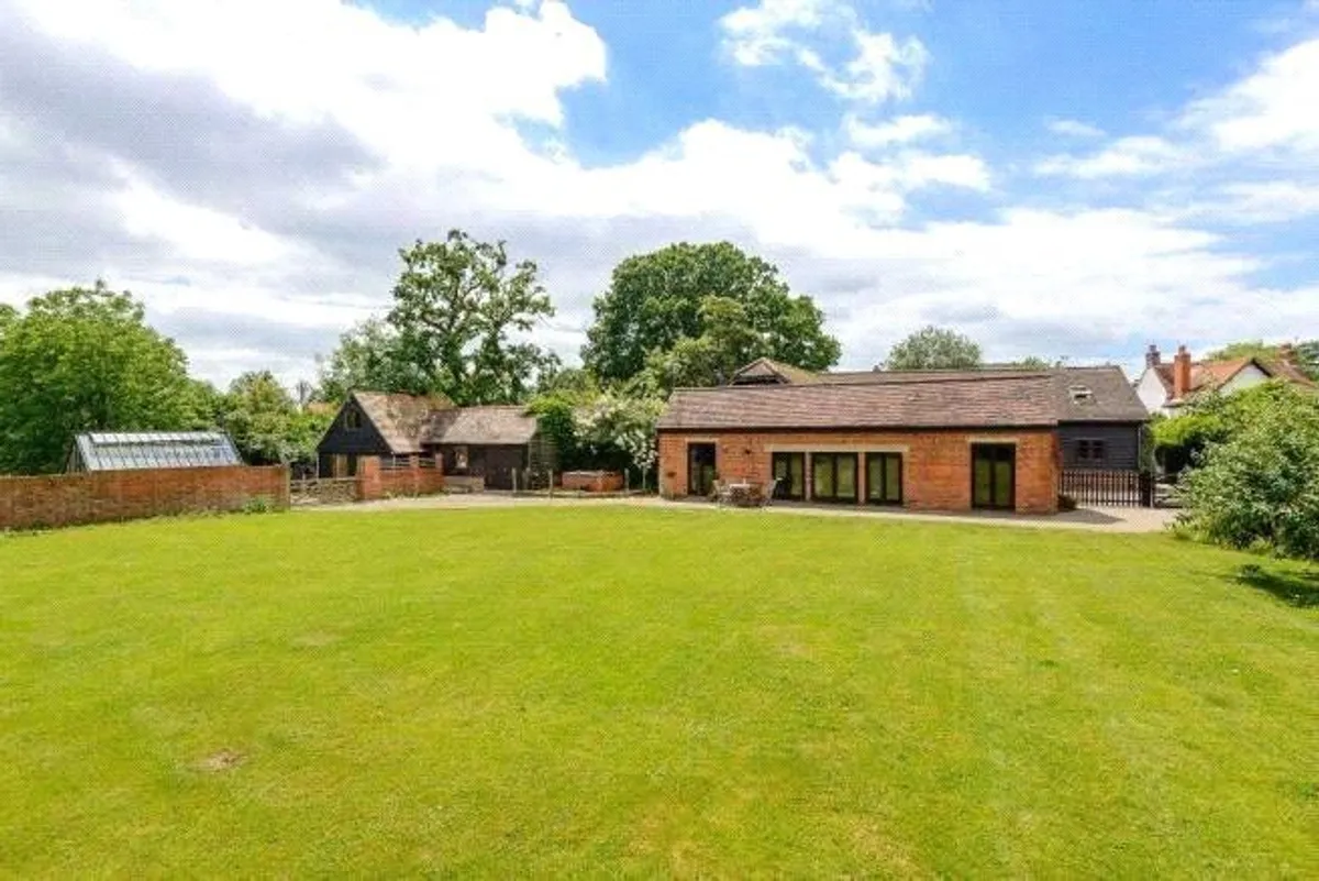Little London, Tadley, Hampshire, RG26