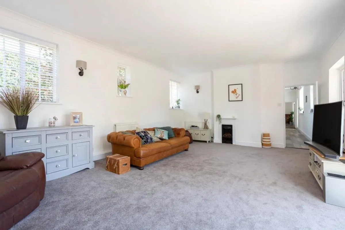 Moat Cottage, Sherfield On Loddon, RG27
