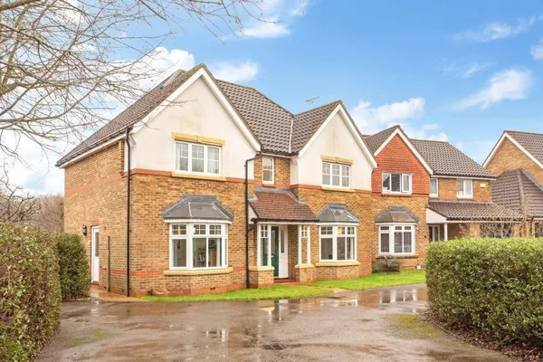 Wallis Drive, Bramley, RG26