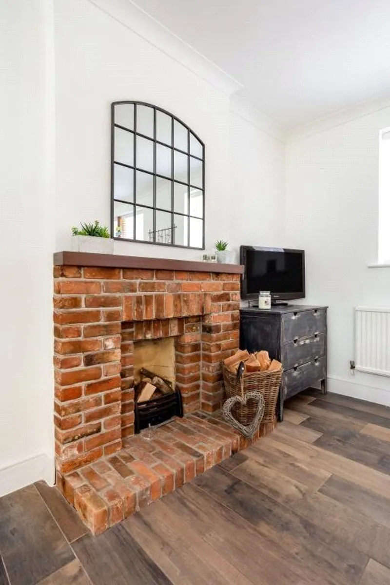 Moat Cottage, Sherfield On Loddon, RG27