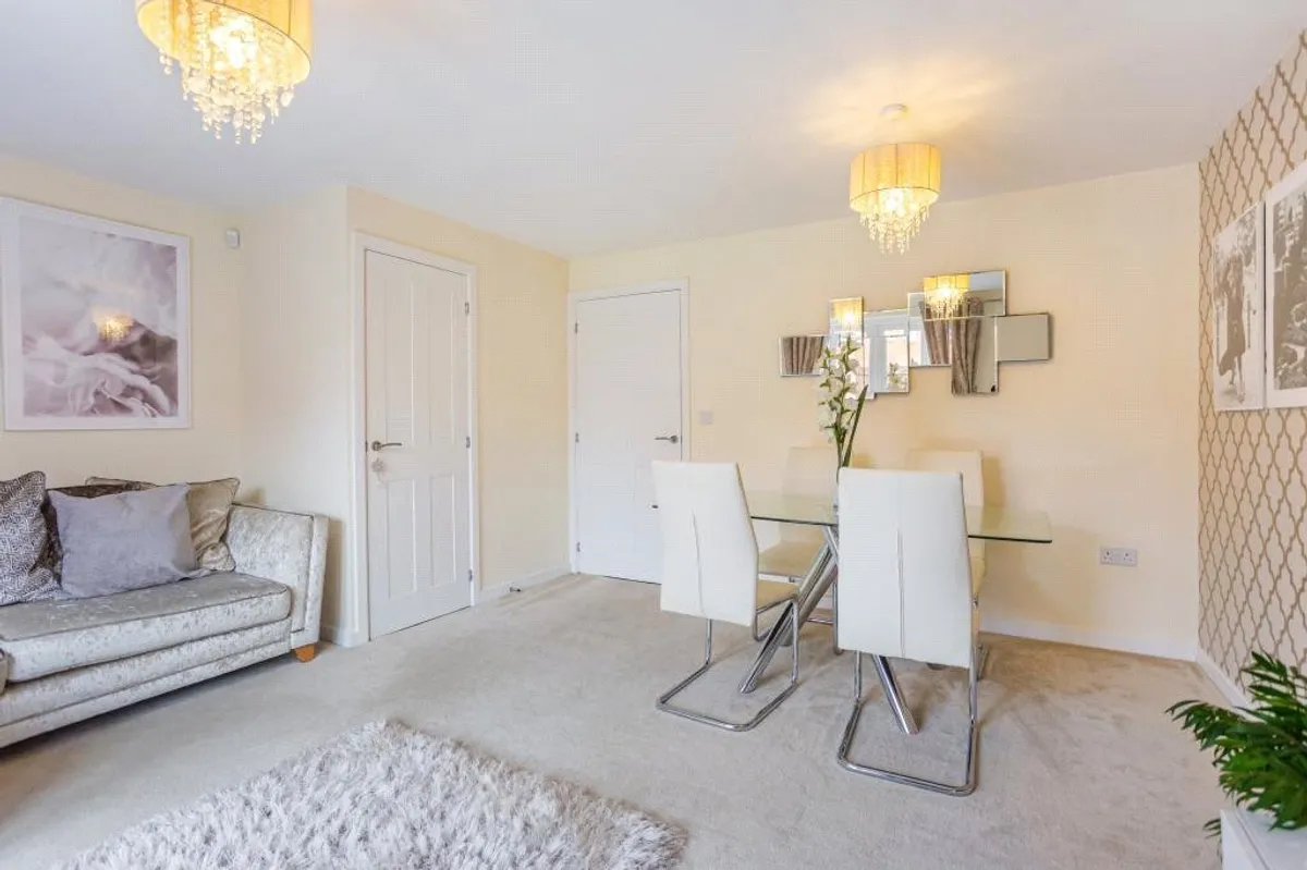 Miles Road, Basingstoke, RG24